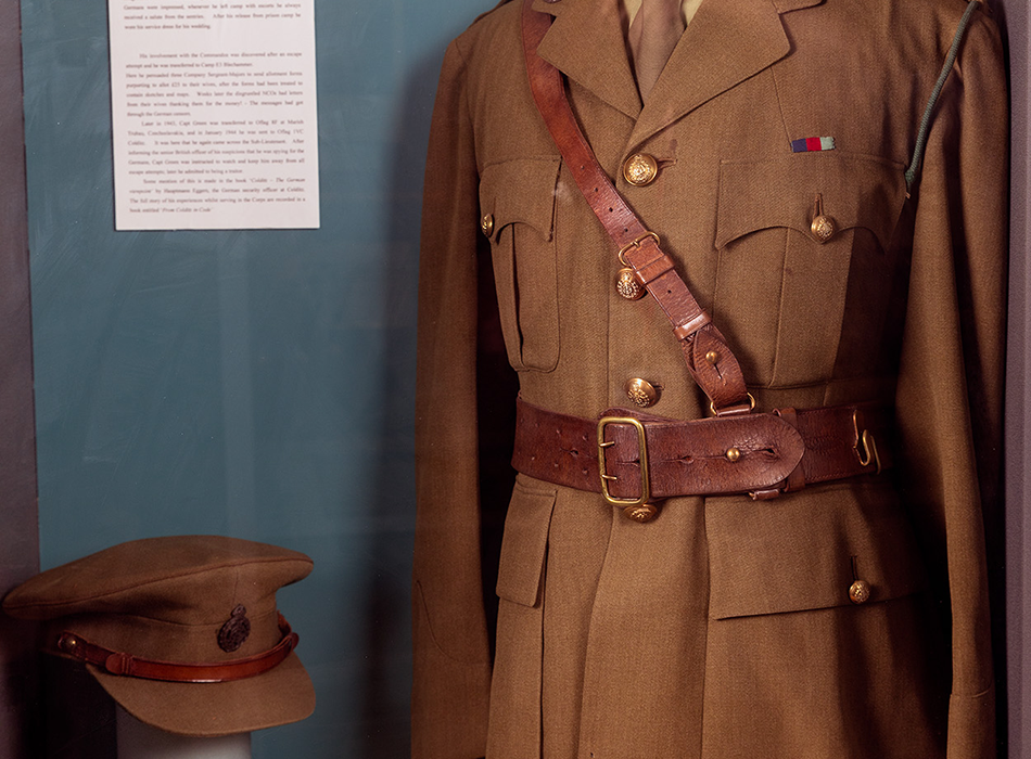 Museum of Military Medicine exhibit of Captain Julius Greens' uniform